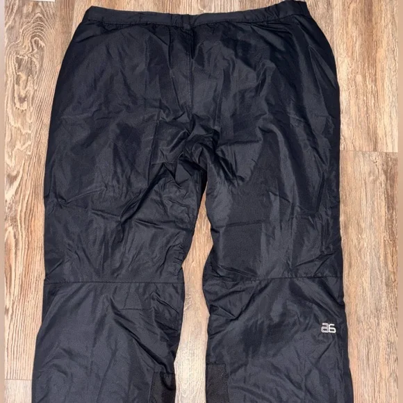 Arctix Black and Camouflage Snow Pants bundle of two😎❄️ Size 4X - Picture 16 of 16